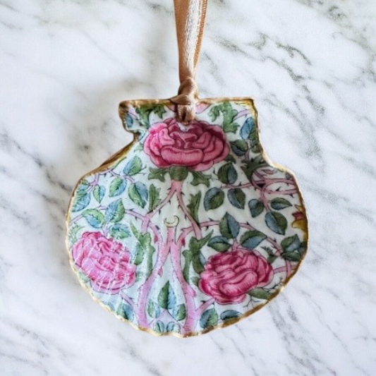 Solway Scallop Shell Hanging Pendant - Vintage William Morris Pink Roses Design