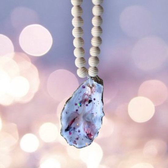 Oyster Shell Bottle Charm - Cuddling Famlingos