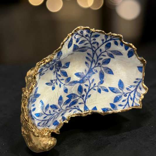Oyster Shell Trinket Dish - Blue Vines