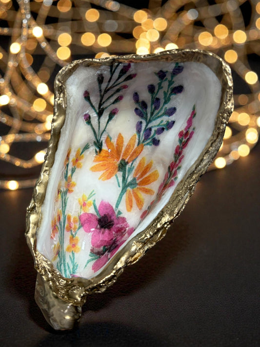 Loch Ryan Oyster Shell Trinket Dish - Pretty Floral Design