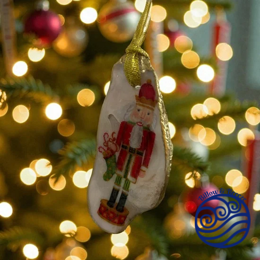 Christmas Oyster Shell Hanging Charm - Red Nutcracker