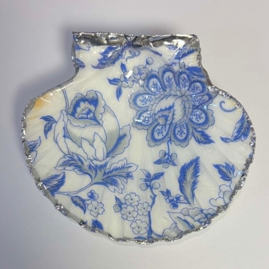 Decorated Scallop Shell Trinket Dish / Soap Dish - Blue Vintage Floral Design