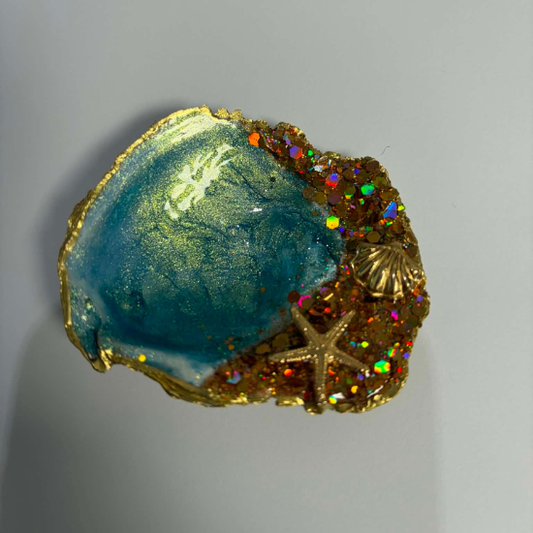Golden Tides – Handmade Ocean Oyster Shell Trinket Dish